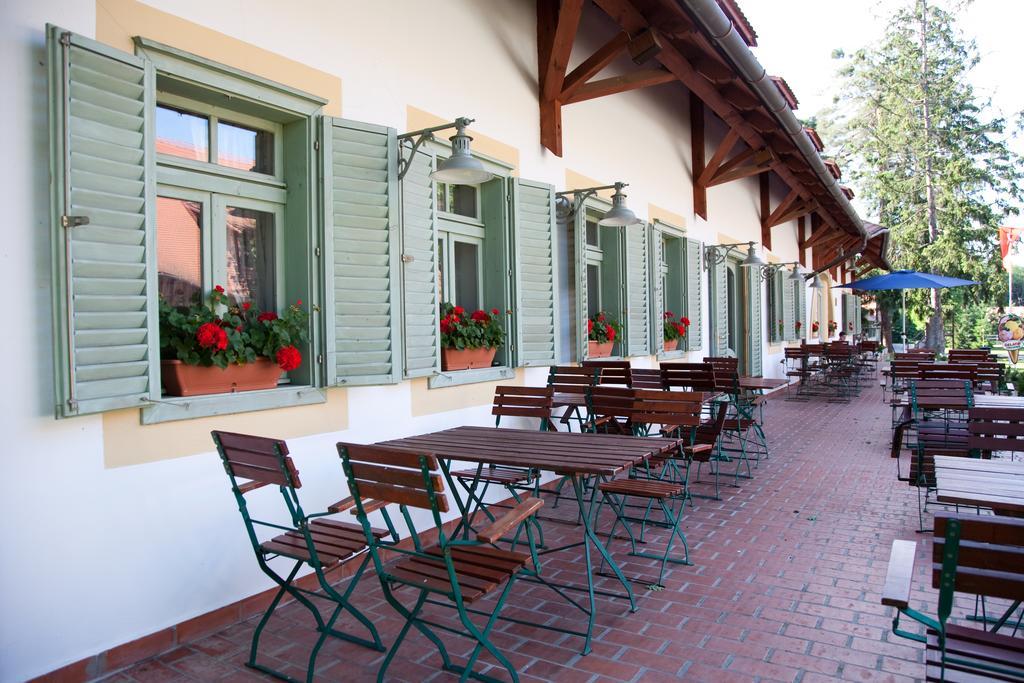 Abbazia Country Club Hotel Nemesnep Bagian luar foto