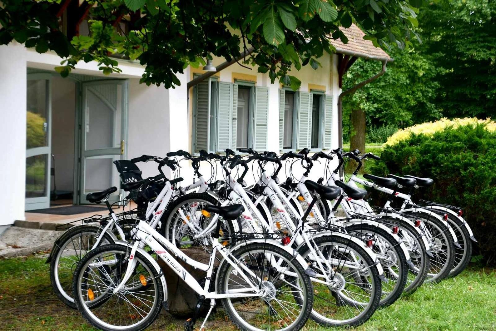 Abbazia Country Club Hotel Nemesnep Bagian luar foto