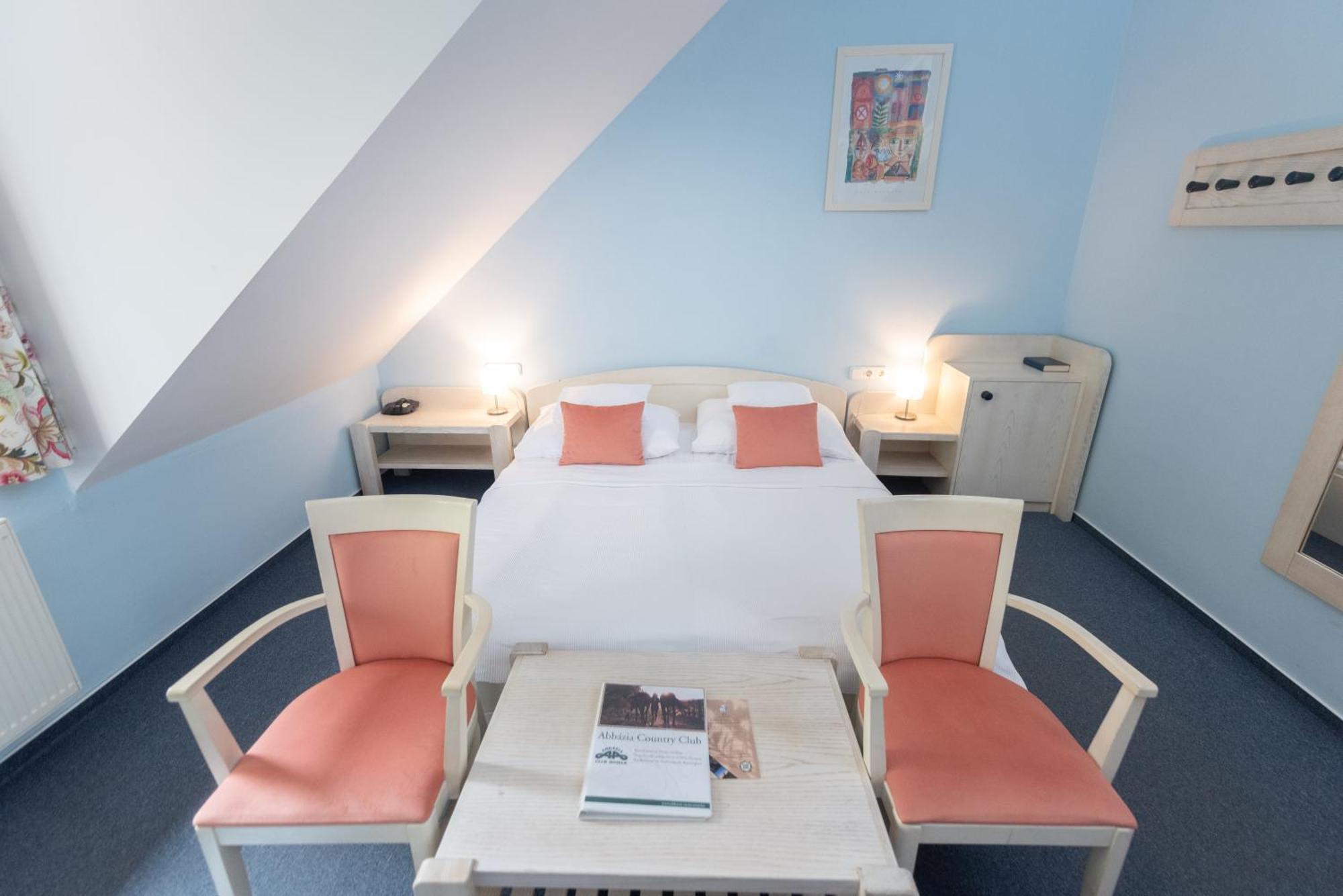 Abbazia Country Club Hotel Nemesnep Bagian luar foto