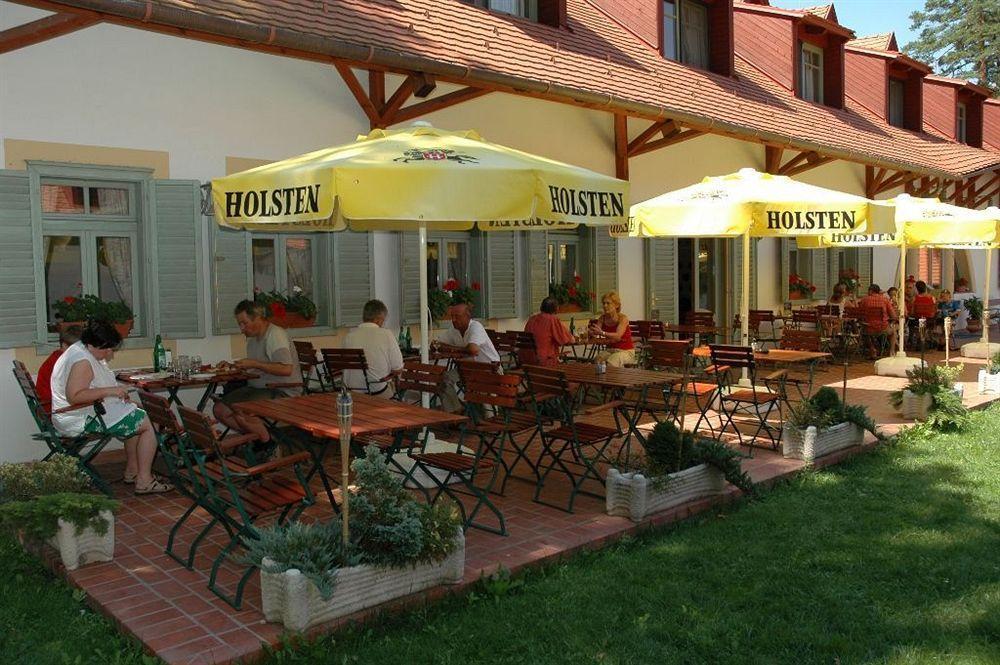 Abbazia Country Club Hotel Nemesnep Bagian luar foto