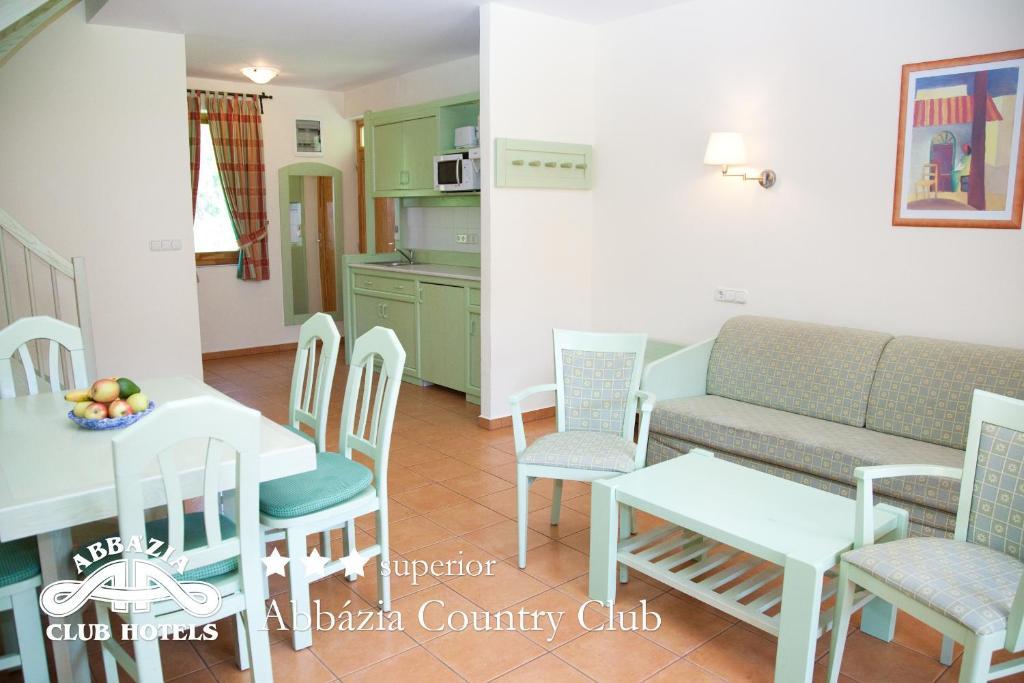 Abbazia Country Club Hotel Nemesnep Bagian luar foto