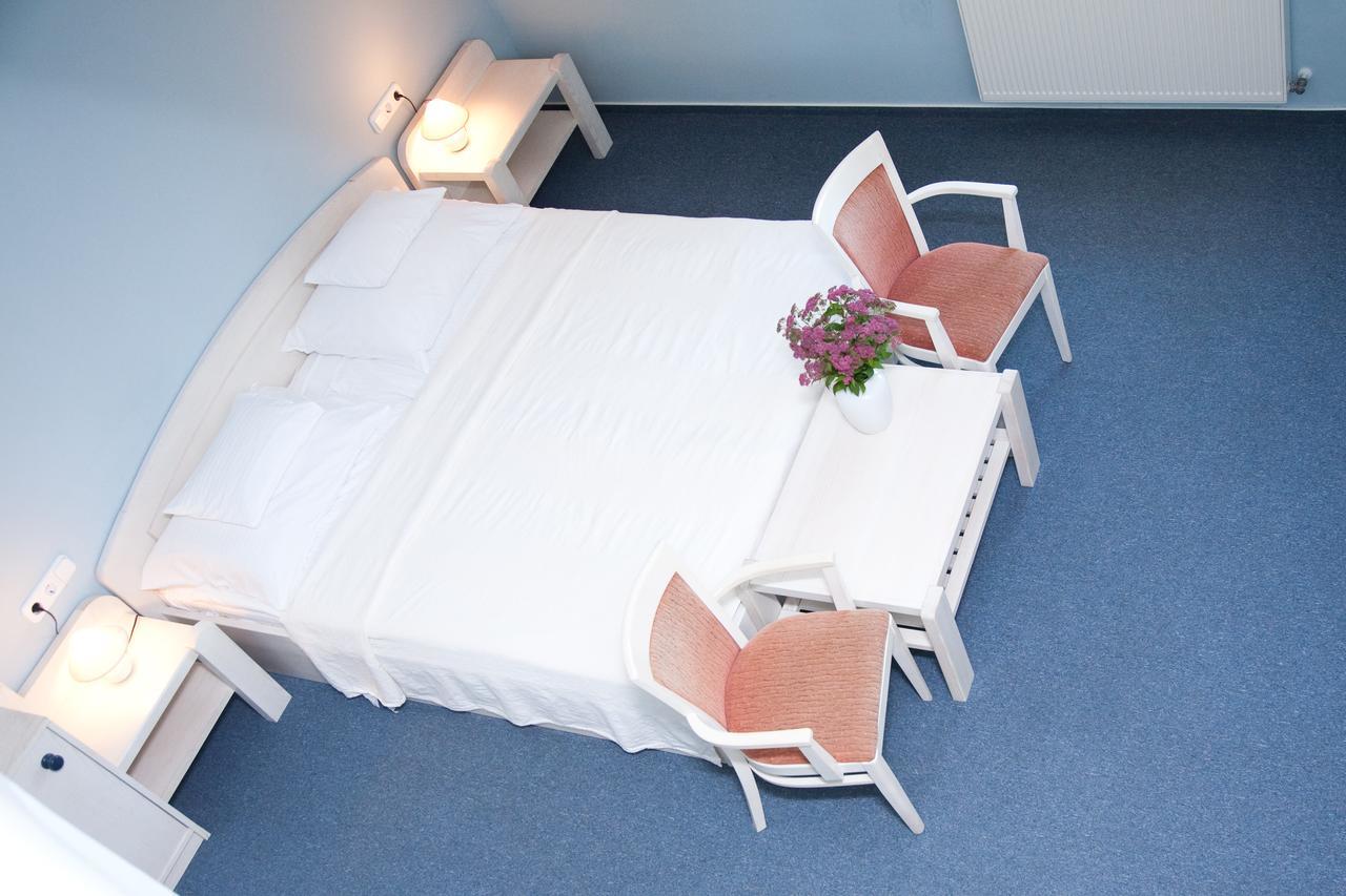 Abbazia Country Club Hotel Nemesnep Bagian luar foto